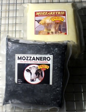 mozzarella-cheese-black-noir-and-white-from-indonesia-1